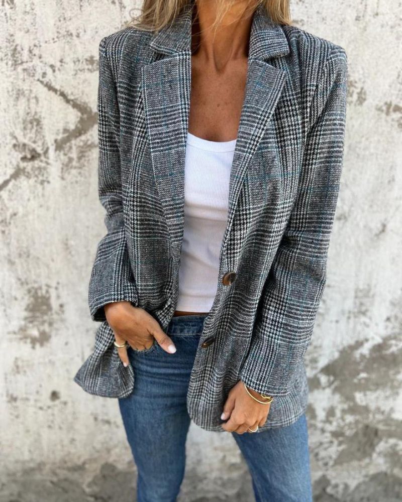 Abby – Classic Checkered Blazer - 3