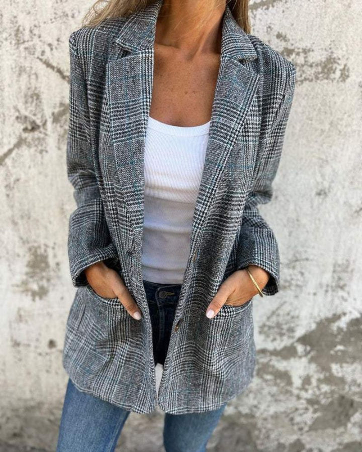Abby – Classic Checkered Blazer - 4