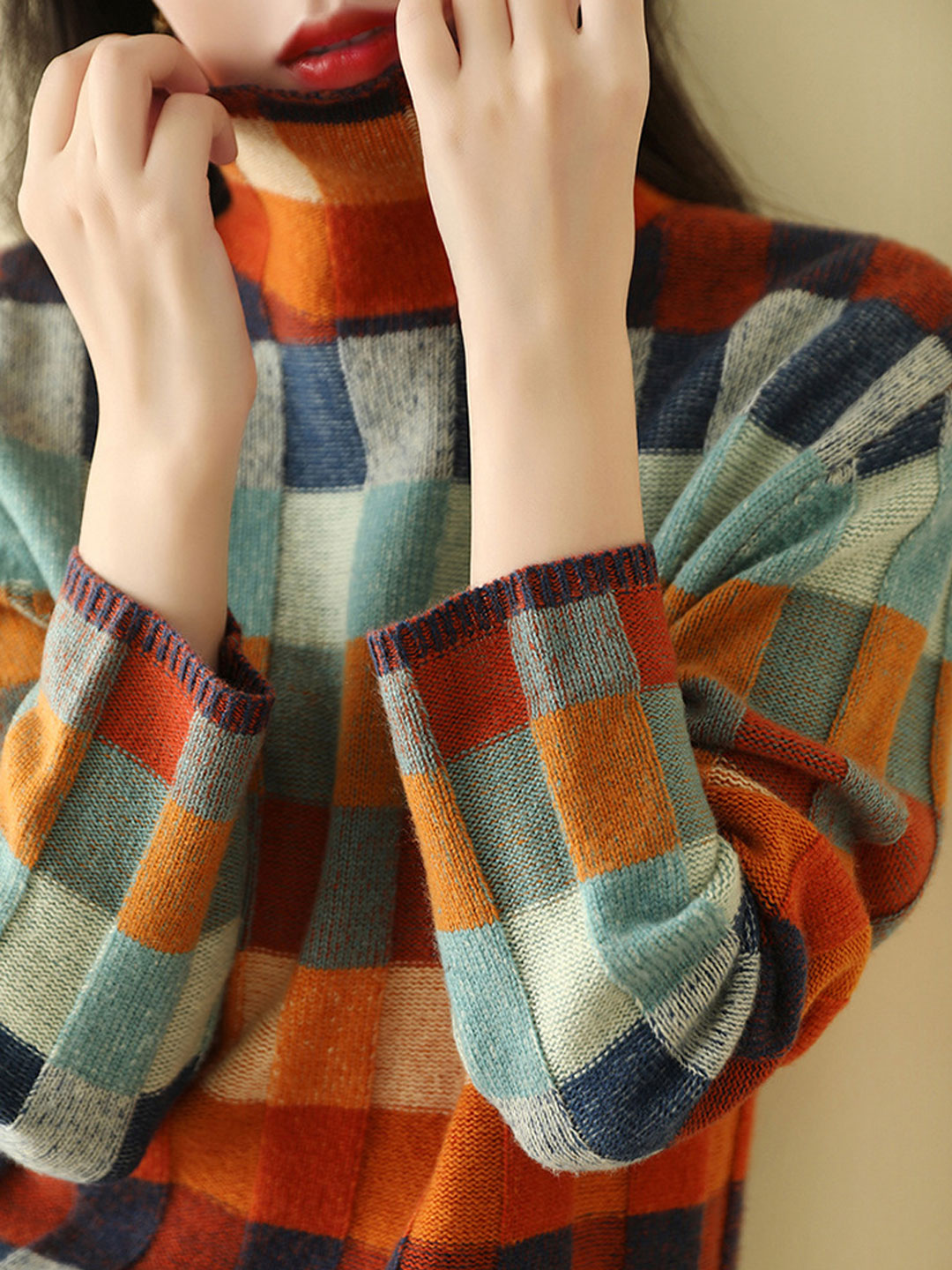 Caroline – Loose Turtleneck Plaid Knitted Jumper – image 2
